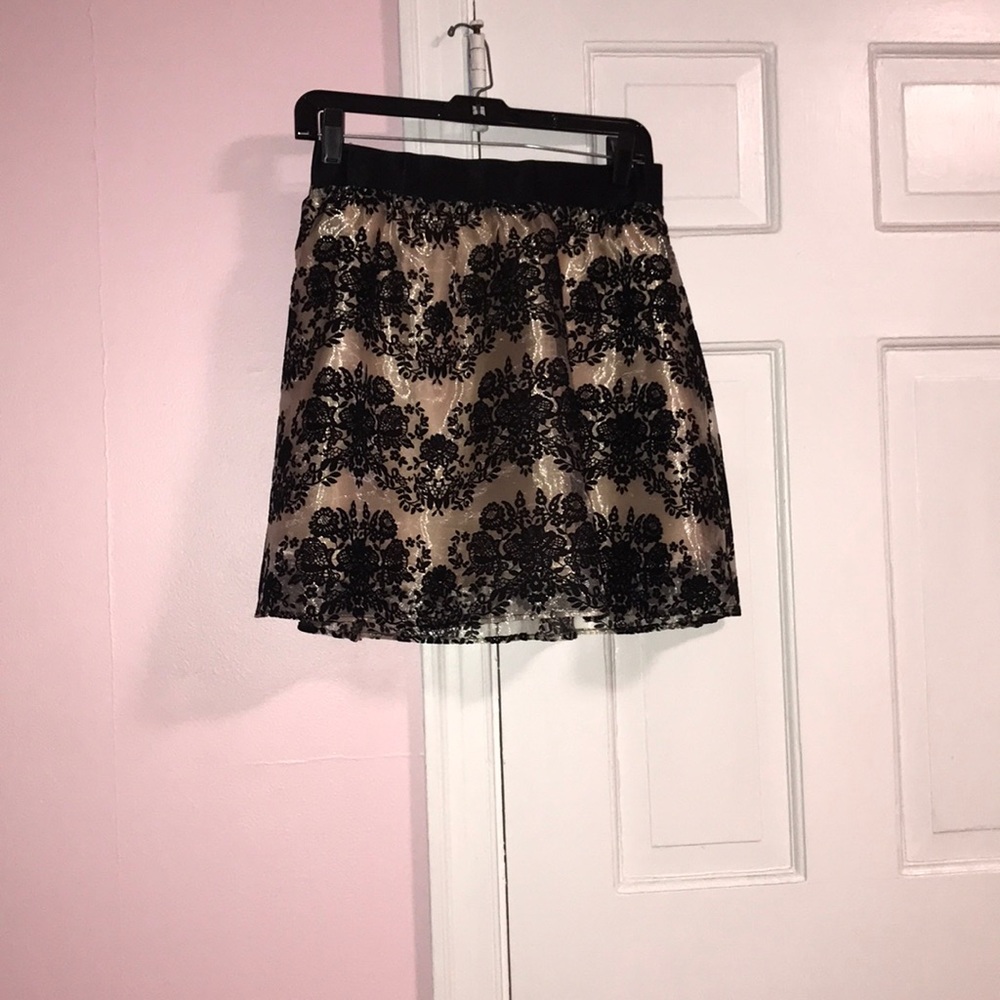 Skirt-new- never worn